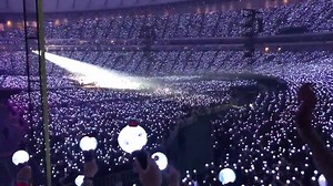 1.6K views · 309 reactions | The best purple carpet with #BTS and ARMY making purple hearts  Credits to: laughkpop | ARMY_HIME #VKOOK  | VKOOK PH | Facebook