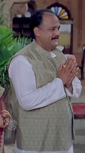 930K views · 39K reactions | Relive the joy and togetherness in this iconic scene from Hum Saath Saath Hain. Watch this movie on Amazon Prime Video. #HumSaathSaathHain #ClassicBollywood #FamilyTime #OldIsGold #ReliveRajshri | Rajshri | Facebook