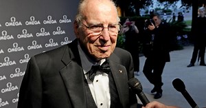 Famed Apollo 13 astronaut Jim Lovell dies at 97