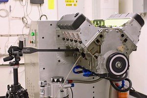 Building a 950-Horsepower, 10,000-RPM Engine As A Teaching Tool