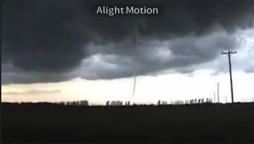 Tornado fans *warning# on TikTok