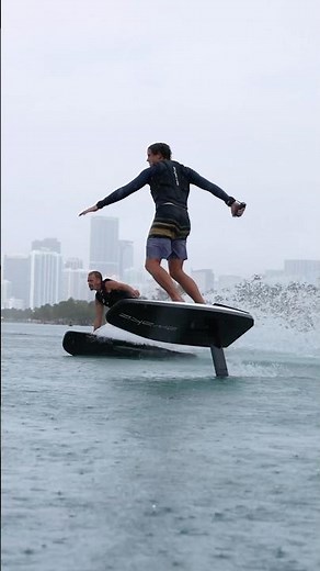 Duo eFoil & Electric Surfboard carve ⚡️ #efoil # #efoiling #electricjetboards #electricsurfboard