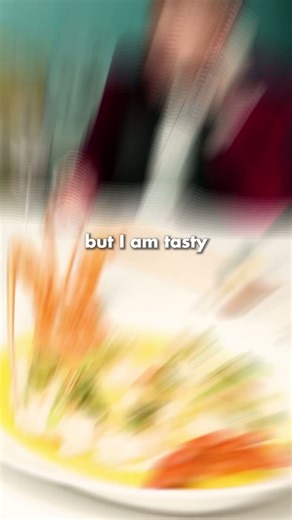 Trying 3 Michelin star Chinese food in Macao: Spicy lobster surprise!