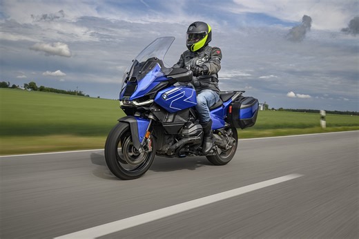 2026 BMW R1300 RT offers quiet calm at high speed | Reviews