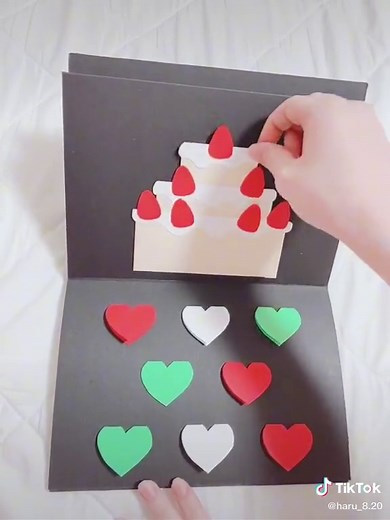 カチンコの仕掛け💚❤️卒業シーズンということで、お友達や先生にぜひ作ってみてね🌸🌸#手作りアルバム #アルバム #album #おすすめ #作り方