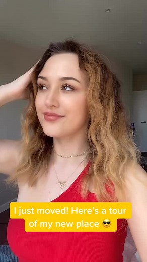 @bannersmusic #someonetoyou MY APARTMENT TOUR!! it’s so clean :)