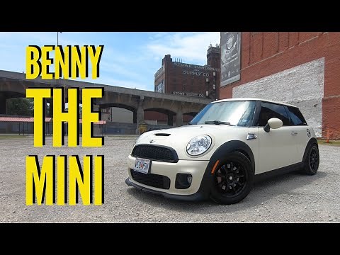 Driving a Pepper White R56 MINI Cooper S