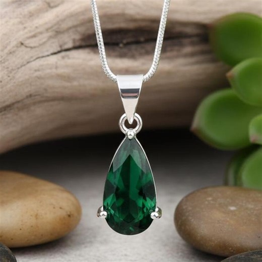 Emerald Quartz Teardrop Pendant Necklace, 925 Sterling Silver Green Gemstone, Minimalist Jewelry Gift - Etsy