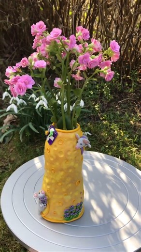 I made a DIY vase #clay