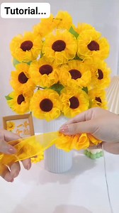 296 reactions · 31 shares | Tutorial Untuk Pemula Untuk Inspirasi Kreasi Bunga Matahari Dari Pita Satin #fyp #fbpro #jangkauansemuaorang #vidioreels #monetisasikonten #art #diy | Leana Fa | Facebook
