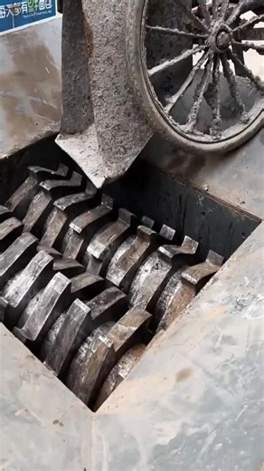 Metal Scrap Crusher and Grinding Machine