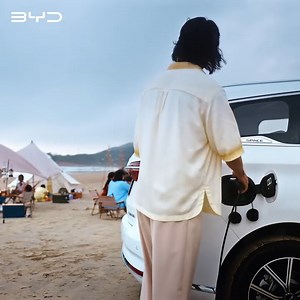 Making memories, powered by BYD. The eMAX 7's VTOL feature lets you create unforgettable family moments, wherever you are. Whether it's powering a picnic or lighting up a starlit evening, bring the comfort of home on every adventure. #BYDeMAX7 #BYDIndia #BYD #VTOL #ElectricVehicles | BYD INDIA Private Limited