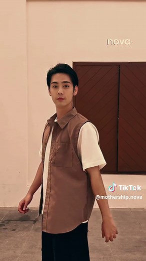 Did you do a double take too? You can catch “Miss Tanya” — a mini series adapted from the popular “Little Nyonya” series — very soon 🥳 #tiktoksg #littlenyonya #WhatToPlay #小娘惹 #whattowatch