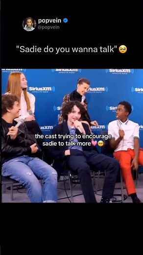 The cast trying to encourage Sadie sink to talk more during interviews 🥹🩷