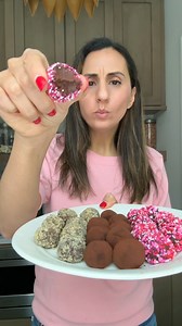 267K views · 1.3K reactions | If you love chocolate, you can make chocolate truffles with only 2 ingredient or add some extra flavor with a little butter and honey. They are soft, decadent, and you can coat them with any toppings for Valentine’s Day or any occasion that calls for good chocolate! ❤️ | Feel Good Foodie | Facebook