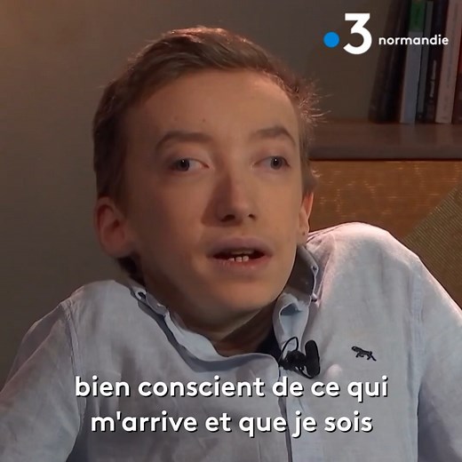 Que diriez-vous de découvrir l'humoriste rouennais Quentin Ratieuville ? 👉Pour le découvrir ou mieux le connaître, Howlett Julie vous donne rendez-vous avec Loic Bonnet du Théâtre à L'ouest mercredi soir à 23h50 pour un épisode inédit de Bavette Normande 📺 👉 Pour en savoir plus, c'est ici : https://france3-regions.francetvinfo.fr/normandie/seine-maritime/rouen/portrait-l-humoriste-quentin-ratieuville-mon-handicap-je-prefere-en-rire-qu-en-pleurer-2488324.html | France 3 Normandie