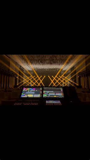 hufei | Light show🔥🔥🔥 #DMXControl #PixelPerfectSync #AlgorithmLight #VolumetricLighting #LaserProgramming #DynamicTracking #MultiScreenSync #LEDMatrix | Instagram