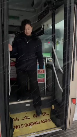 TikTok team please don't under review my video #viral #vedio #grow #foryou #foryoupage #account #500k #500k #1millionaudition #1millionaudition #1millionaudition #fvpシ #1millionaudition #1millionaudition #rashidlatif007 #teamzeerakwahan