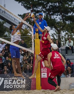 Amazing Rallies 🤩! Watch & enjoy the craziest #BeachVolleyball mega rallies of the 2022 season. 📺 Full match replays on https://vb.tv. ☀ #BeachProTour | Volleyball World