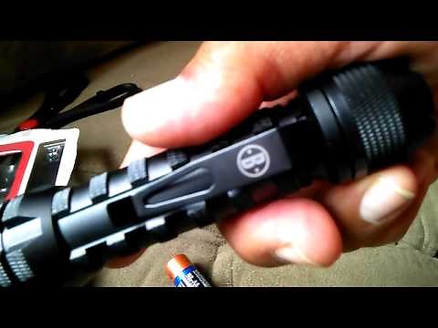 Bushnell PRO 325 lumens - unboxing