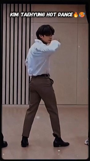 kim Taehyung dance in baby girl 🔥💋🌷 #bts #kimtaehyung #taehyung #btsv #thv #taetae #kim