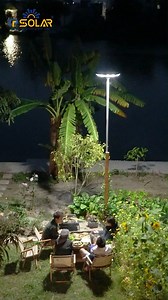 🌟 Làm vườn xong, lắp đèn U800 – sáng cả khu vườn, sẵn sàng cho buổi tiệc nướng ngoài trời! 🌟 💡Mẫu đèn TP-U800 – 800W, 780 chip LED SMD 5730, ánh sáng tỏa đều 360 độ, phủ sáng cả khu vườn. 🔋 24000mAh pin, chiếu sáng 12 tiếng chỉ với 6 giờ sạc nắng. 🌞 Tấm pin Mono 6V/25W, sạc nhanh, tiết kiệm thời gian. 🚶‍♂️ Cảm biến chuyển động ánh sáng, tự động bật/tắt, tiết kiệm điện cho mỗi buổi tối. 🌧️ Chống nước, chống bụi IP67, bền bỉ, chịu mọi điều kiện thời tiết ngoài trời. 🛠️ Thiết kế tròn, 55cm,