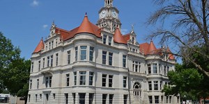 Exonerated: Charges dropped against pentesters paid to break into Iowa courthouse