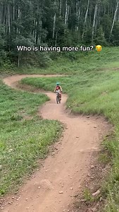 Ride buddies for life ❤️🚴‍♀️ Throwback to this clip from @mandysf95 😁🙌 #macride #macridemore #mtbfamily #mtbkid #mtb #familyride | Mac Ride