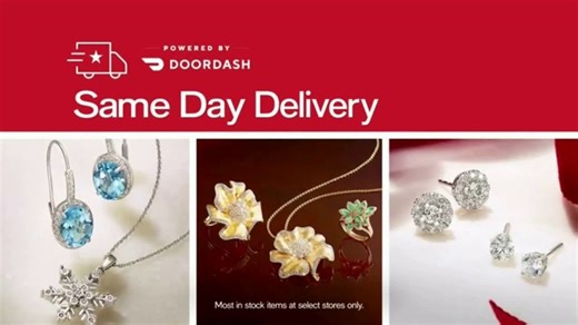 Macy's TV Spot, 'Curbside Pickup: Hosting Essentials and Last Minute Gifts'