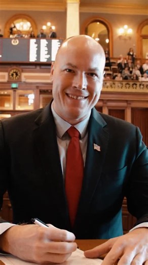 2025 Highlights ✅ Sworn in to my 2nd term in Iowa House ✅ Turned 45 ✅ Started dating Emily ✅ Played professional ⚾️ w/Sioux City Explorers ✅ Ran for US Senate until dropping out to support my friend Josh Turek ✅ Broke my own record of oldest person in history to earn a Win ✅ Met up with my people at Farm Aid ✅ Celebrated my parents’ 50th wedding anniversary ✅ Tore my left bicep playing ⚾️ | J.D. Scholten