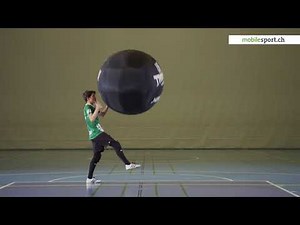 Kin-Ball: Relever du ballon avec le pied