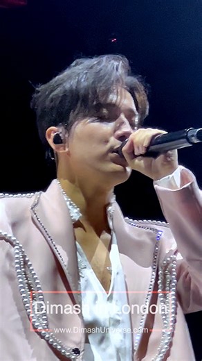 What do you think? Did @kudaibergenov.dimash like how we sang along to Unforgettable Day in London - just by seeing this musical “thank you”? Because the more we watch and rewatch fancams, the more concert details we notice… we have to say it: Dimash Qudaibergen’s band pianist @bystrovslava is absolutely amazing 🎹 so are the others musicians on stage! We really need to work and update this page we made more than 2 years ago - so we can learn more about them: 🔗 https://dimashuniverse.com/dimash