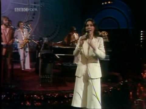 Carpenters - There's A Kind OF Hush (Live at BBC 1976).mpg