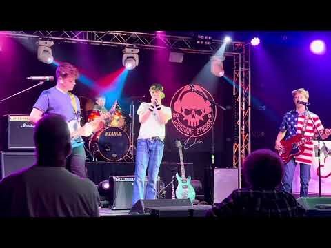 Click Click Boom (Altitude Sickness cover) #saliva