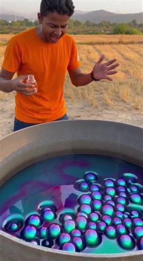 Elephant Toothpaste Science Experiment #funny #comedy #experiment #shorts #crzy_xyz_experiment