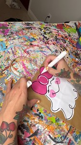 A cute quick craft to deliver your Halloween treats in! #diy #halloweenparty #HalloweenCrafts | Kitsch & Confetti