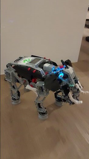 Lego Mindstorms Elephant EV-3 #Lego #mindstorms #ev-3