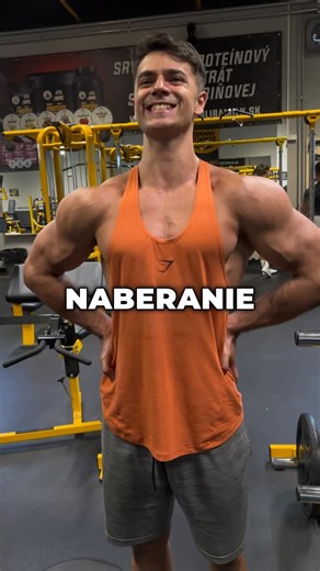 Samuel Šoltys on Instagram: "Mýtus o chudnutí a naberaní svalov, čo naozaj funguje?🤔 Rozprávam o tom, ako chudnutie a budovanie svalov nie je o počte opakovaní alebo váhe, ale o úsilí a blízkosti svalovému zlyhaniu. Vysvetľujem, že každú pracovnú sériu by si mal ísť takmer do zlyhania so správnou technikou a odporúčam rozsah šesť až desať opakovaní. Ak chceš chudnúť tuk a zároveň naberať svalovú hmotu, sleduj ma pre podobné videá"