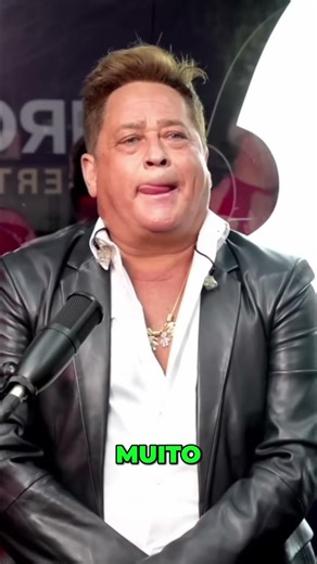 DOAÇÃO MILIONÁRIA: Morte do Irmão e Doação Milionária: Emoção no Palco! #shorts