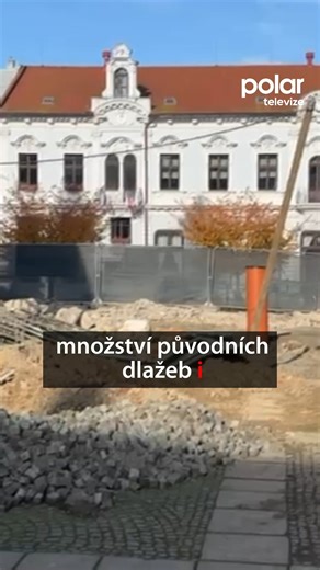 9K views · 34 reactions |  Archeologický výzkum Žerotínského zámku v Novém Jičíně, který začal před více než rokem a půl, se blíží ke konci. Jeho výsledky pomohou zpřesnit chronologii vývoje původně hradního objektu z konce 14. století.  Více na: polar.cz/z/kpcrqi | Televize POLAR | Facebook