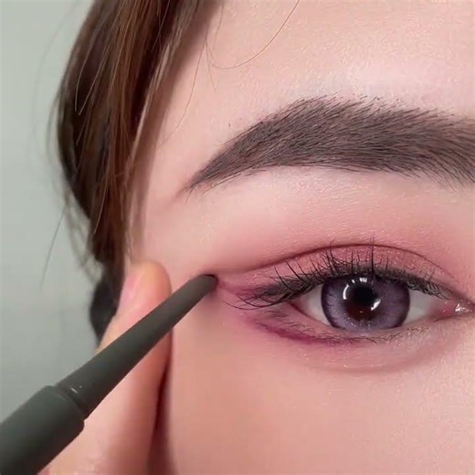 Perfect Winged Eyeliner Tutorial | Easy Step-by-Step#eyeliner #wingedeyeliner #makeuptutorial #