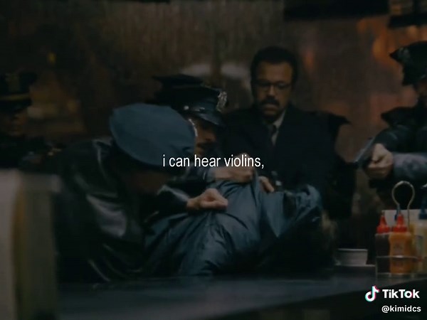 Exploring The Riddler's Influence in The Batman