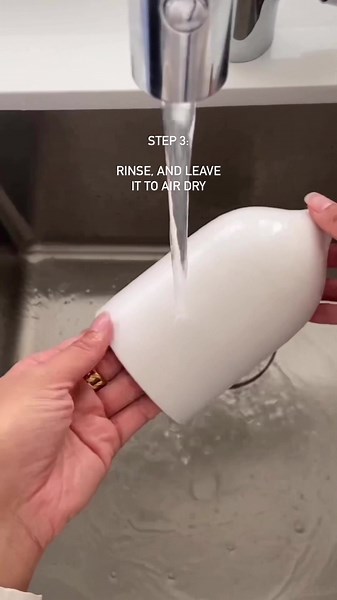 When is the last time you cleaned your Stone Diffuser? 👀 Cleaning the textured cover is so simple, and takes little to no time or effort. Step 1: Run the cover under warm water. Step 2: Apply a small amount of dish soap to you finger, and use this to buff out any marks or dirt. Step 3: Rinse, and let air dry. #diffuser #vitruvi #cleantok #cleaning #stonediffuser #cleanwithme #cleaningtiktok #selfcare