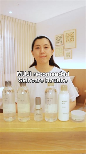 𝐌𝐔𝐉𝐈 𝐑𝐞𝐜𝐨𝐦𝐦𝐞𝐧𝐝𝐞𝐝 𝐒𝐤𝐢𝐧𝐜𝐚𝐫𝐞 𝐑𝐨𝐮𝐭𝐢𝐧𝐞 A step-by-step guide on how to optimise your skincare routine with our new sensitive skincare series. Made of natural ingredients that are gentle and enhance your skin’s moisture absorption. #MUJISg #無印良品 #MUJISkincare #GlowwithMUJI #MUJIHakko #MUJIHakkoBeauty #SkincarewithMUJI #SkincareisSelfcare | MUJI Singapore