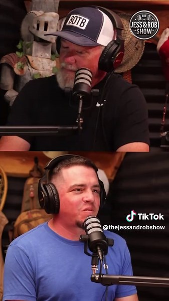 Fruit Battle Challenge: Watermelon vs Pineapple