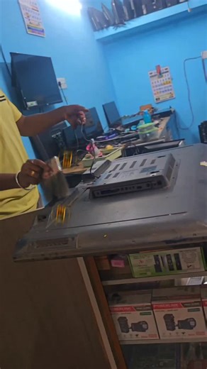 kumar electronics on Instagram: "Philips mother board complaint rectified..... Kumar Electronics, Nathan tea stall opposite, Madurai main road, Krishnankovil-626126. #chiplevelrepair #electronicslovers #ledtvrepair #salesandservice #ledtv_repairing_course"
