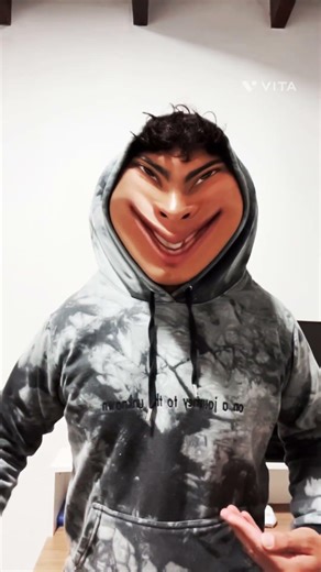 Porque será que miraron raro a Maxi Miller?🙄#comedia#comedyshorts#humor#youtubeshorts