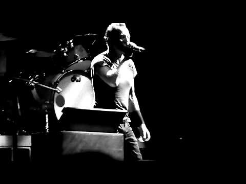 Bruce Springsteen - Dream Baby Dream (Live)