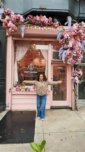 Berryccino ® NYC Food Florist on Instagram: "✨ Storefront glow-up alert! ✨ We completely transformed the front of our store with fresh, colorful flowers 🌸🌿 Watch the full before & after — it’s amazing what a touch of creativity and seasonal blooms can do! If your storefront, café, or salon needs a new look, we also offer custom flower decoration and storefront makeover services. From design to installation, we’ll make your space stand out and attract more customers. 📍Located in Brooklyn | 💐 