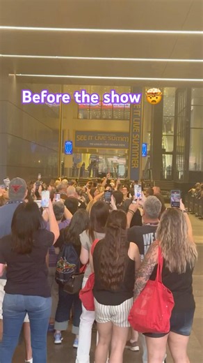 ❤️ Bon Jovi Fans Went Crazy Singing Together! 🎶 #shorts #music